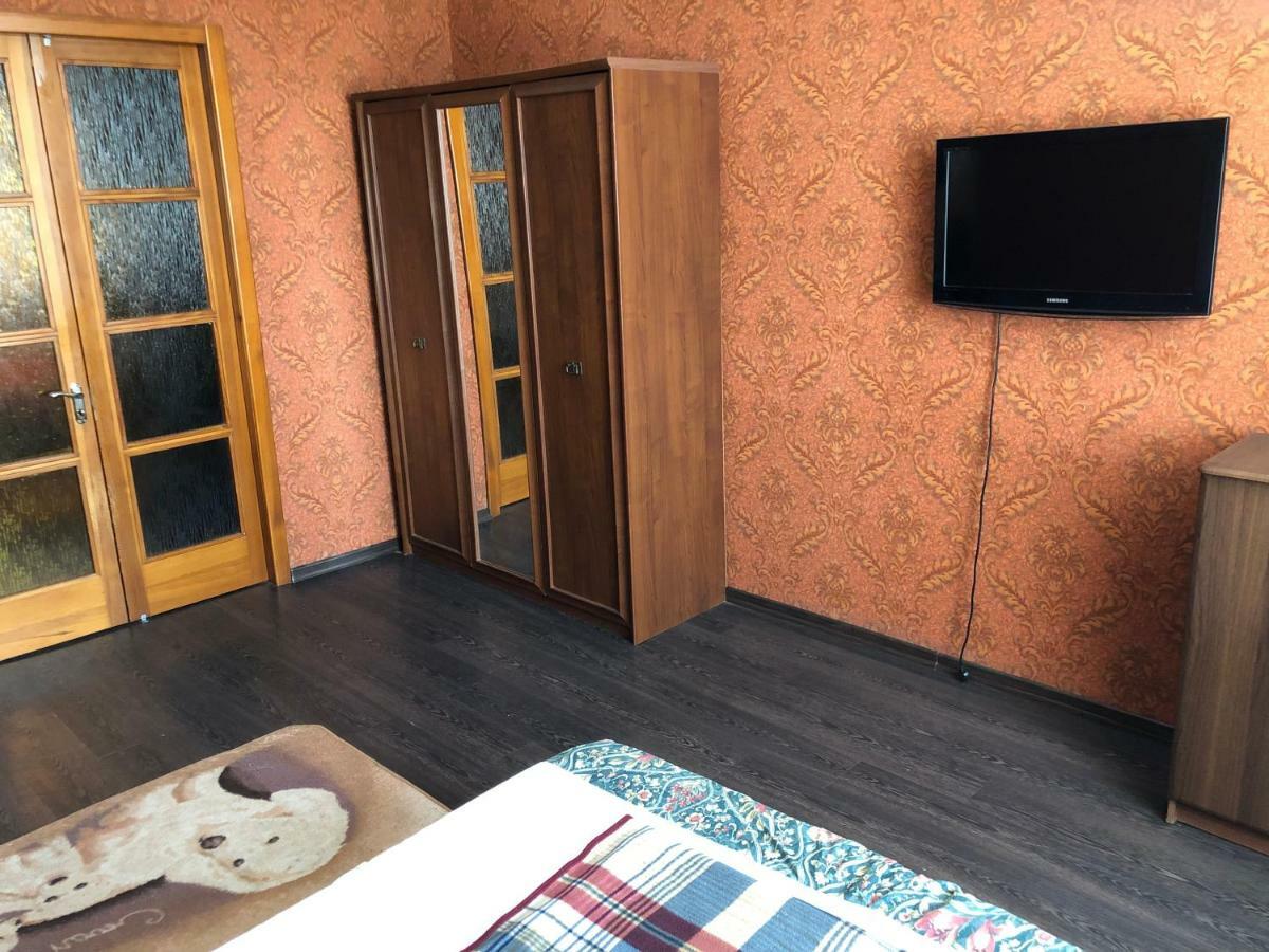 Apartment in the city centre Dnipro Eksteriør billede